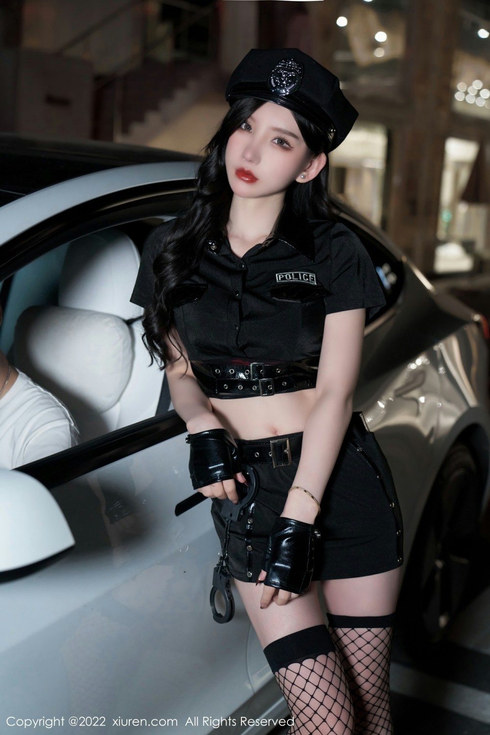 [XiuRen秀人网] 2022.03.18 No.4741 周于希Sally 性感女警官